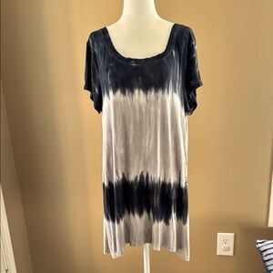 Black and Gray Tie-Dye Women's Top